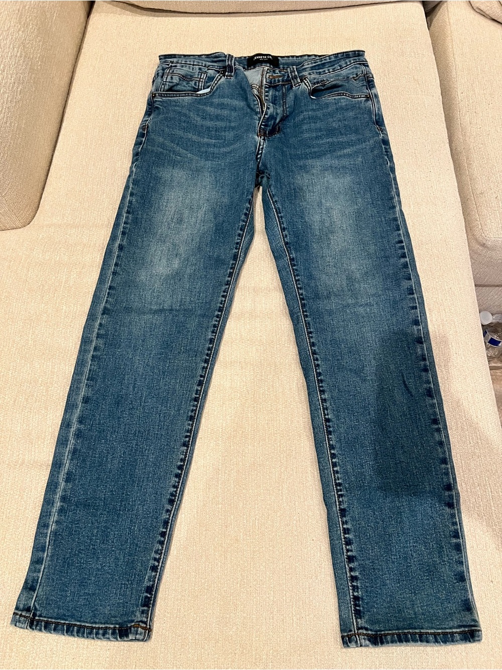 Kenneth Cole Mens 30x30 Athletic Fit Jeans in Medium Blue